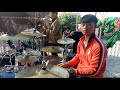 ตีกลองชุดในจังหวะลำเพลิน จีซอน drummer