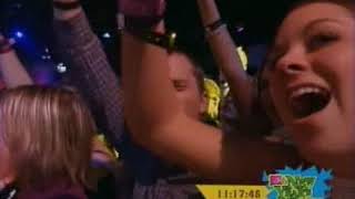 Simple Plan - Addicted (Live @ MTV's New Years Eve 2004)