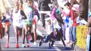 沿道から子犬、クイラ選手転倒　実業団駅伝でアクシデント コニカミノルタ 第60回全日本実業団対抗駅伝 ニューイヤー駅伝