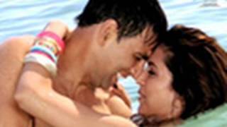 O Girl (Full Video Song) | Housefull | Akshay Kumar, Arjun Rampal & Deepika Padukone