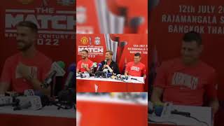 Jurgen Klopp insults Man Utd in his first press conference at Bangkok 🤣🔴 #lfc #liverpoolfc #ynwa