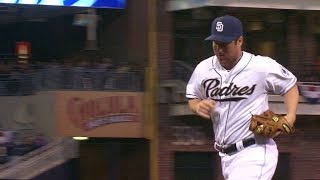 SF@SD: Gyorko snags liner, turns double play