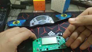 This is what is inside a WCA Gen4 Stackmat