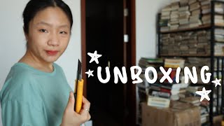 lần đầu tiên mình unbox sách trên youtube 📦 book unboxing