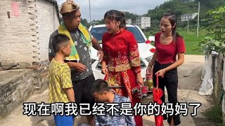 新娘大婚路上却对一个孩子大打出手，背后原因竟是这样……