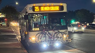 Santa Clara VTA 2001 Gillig Low Floor 1049 on route 25