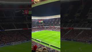 Himno Atletico de Madrid en directo Ambientazo vs Barca