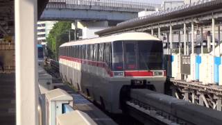 東京モノレール1000形　昭和島駅通過