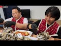 steamed oysters and ramen with sojuㅣcooking u0026mukbang