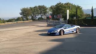 흔한 이탈리아 람보르기니 우라칸 경찰차 (Italia police car lamborghini huracan)