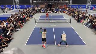 sân pickleball kín chỗ trận đấu giữa siêu sao pickleball  Anh chú + Minh Trọc vs Tùng HP + Linh Muối