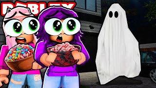 Trick-or-Treat at Midnight on Halloween (3 Endings) | Roblox