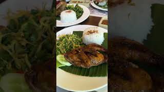 AJAK ADEK IPAR MAKAN BEBEK BAKAR