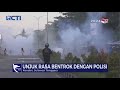 Aksi Unjuk Rasa Berujung Bentrok Terjadi di Kendari, Gas Air Mata Dibalas Lemparan Batu dan Kayu