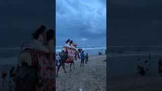 Aunty got scared 🫣 #beach #puri #trending #viralshorts #reels