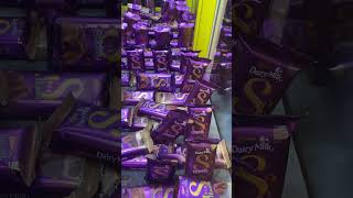 അമ്മ.... എനിക്കാ മിഠായി വാങ്ങിത്തരോ? #short#ytshorts #youtubevideo#candy#goshorts#DairyMilkSilk