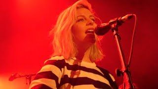 Alvvays - Party police - Live Paris 2018