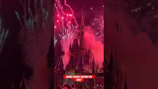 Disney castle on fire? #disneyworld #disneyprincesses #fire #fireworks #magickingdom #disney