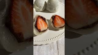 Japanese Strawberry Daifuku(大福) Mochi Recipe 🍓 #shorts