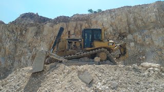 Cara mengoperasikan Buldozer ( Cat D9R )