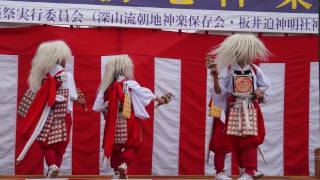 ②平国その２　板井迫子ども神楽　（於）第6回朝地神楽祭