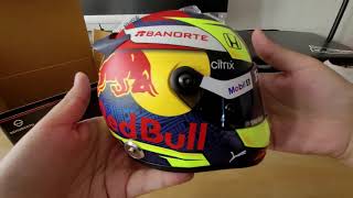 Mini Helmet/Casco Sergio Checo Perez Red Bull 2021 1/2