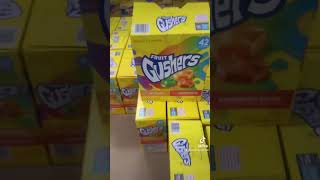 Gushers fruit candy 🍭 #shortsyoutube #american #americancandy #shortvideo #wholesale #candy #london