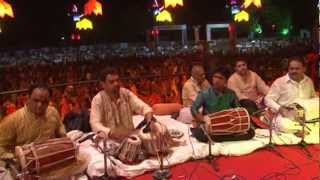 Haye Rakhi Hom - ACHAL MEHTA - RISHABH GROUP NAVRATRI GARBA 09  2011 live