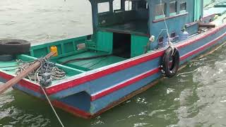 Kapal pompong di natuna