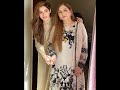 neelam muneer with mother actress