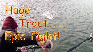 Epic Battle When 7 Lb Rainbow Blitzes Speed Spoon!