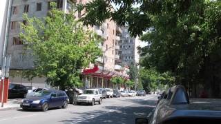 Yerevan, 15.07.17, Sa, Video-2, Depi biznes kentron Khorenatsu vra.