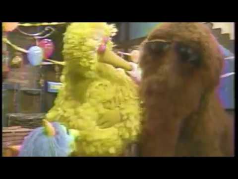 Classic Sesame Street - Mona Wants To Meet Mr. Snuffleupagus - YouTube