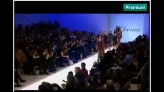 Lisa Reagan Love - Project Runway Season One Episode 11