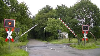 Spoorwegovergang Geldern (D) // Railroad crossing // Bahnübergang