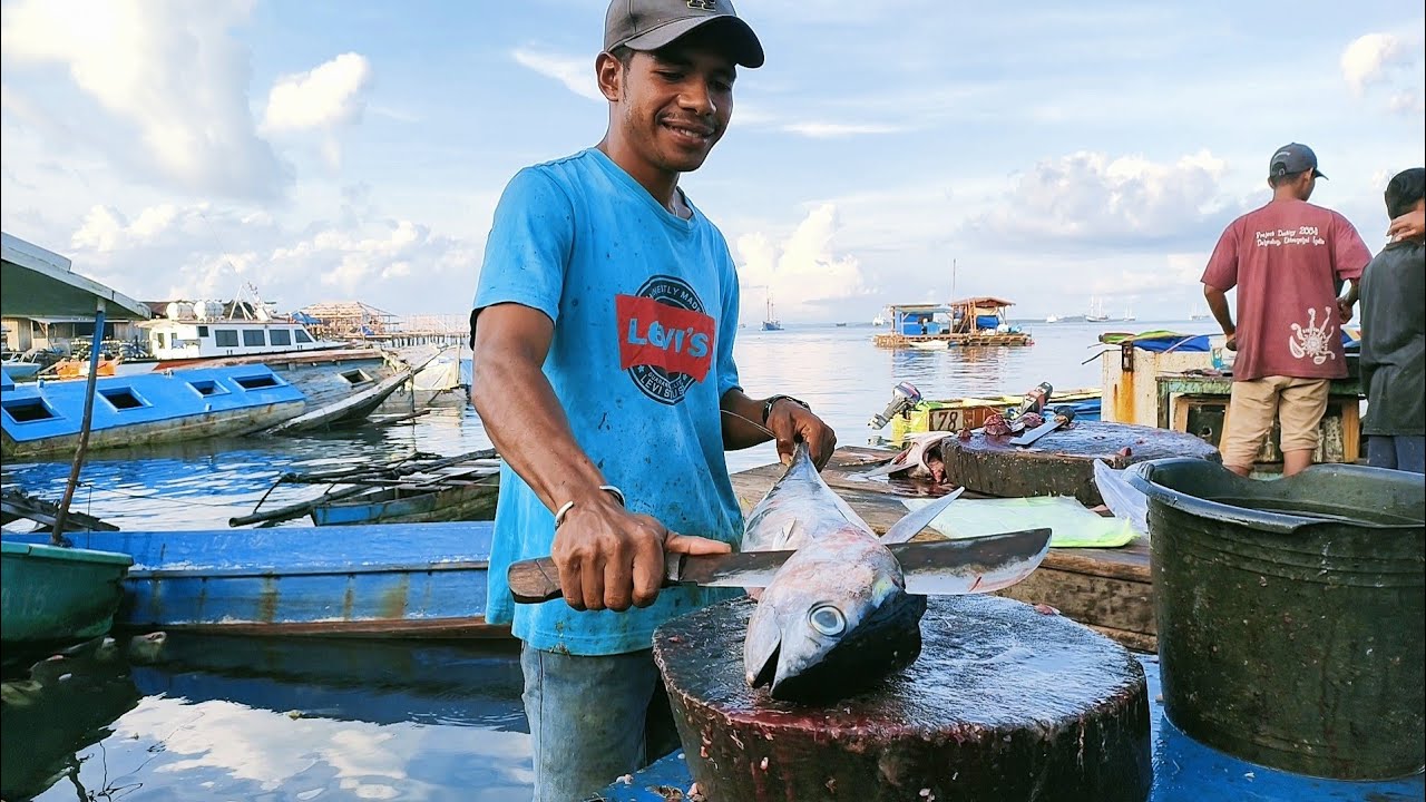 Sharp Machete Skills Cut Tuna Youtube