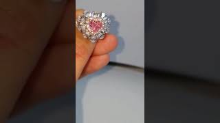 1ct fancy orange pink.  有國際證書Gia.  18k白金鑽戒