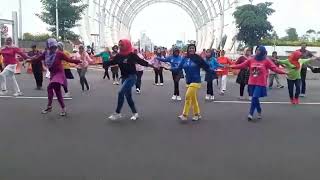 Cikicik Kibung- Line Dance /Choreo Zico Seng( INA) demo Cfd choi yuni