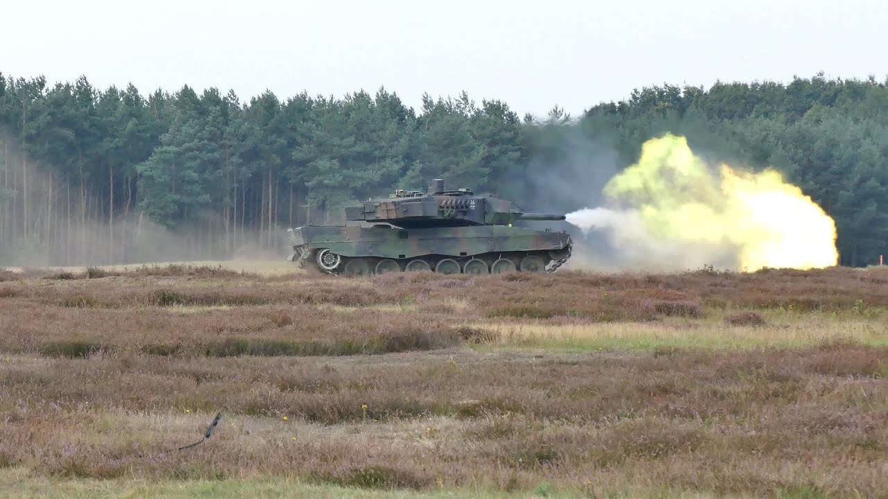 Leopard 2 Tank Demonstration Including Live Fire Wtd91 Youtube