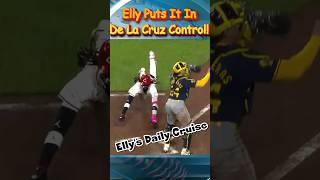 Elly Puts It In De La Cruz Control#shorts