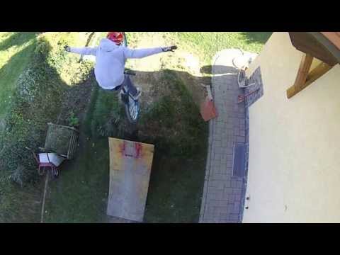 Backyard dirt jumping (GoPro ; Contour) Backyard dirt jumping (GoPro ; Contour)
