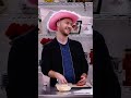 professionel vs. nybegynder laver cowboytoast 🤠