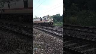 22432 - Udhampur Superfast express my train crossing#indianrailway#shorts#short#expresstrain#railway