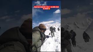 Soldiers helping each other at siachen glacier☃️❄#shorts #indianarmy #youtubeshorts #snow #help