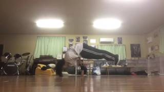 BBOY Chill WooT One Hand Keep Variation.