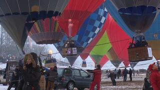 Aprit gads kopš kāzām gaisa balonos