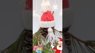 Christmas DIY Santa 🎅 out of pine cone  #shorts #Christmas #christmasdecorations #diy #diycrafts