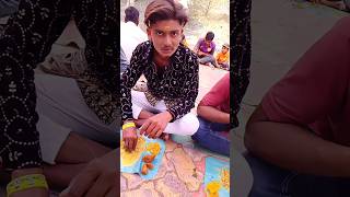 हे जाणार पंगतीला बसणार 😂 #pangat #comedy #marriage #shorts #shadi #viral #trending #1k #2024