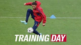 TRAINING DAY | Getting ready for a BIG game & bromance between Brian and Kenneth 🥰🤗 | Ajax - PSV