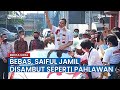 Keluar dari Tahanan, Saipul Jamil Dikalungi Bunga dan Diarak Penggemar